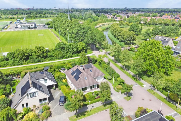 Foto 4 van Van Rechterenmarke 2