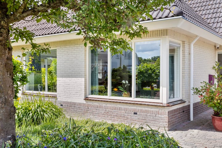 Foto 10 van Van Rechterenmarke 2