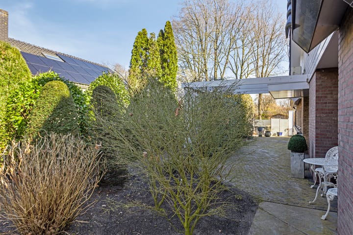 Photo 48 of De Vos van Steenwijkstraat 15