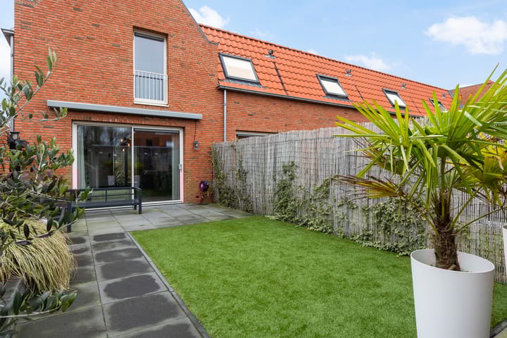 Foto 18 van Narda van Terwisgastraat 45