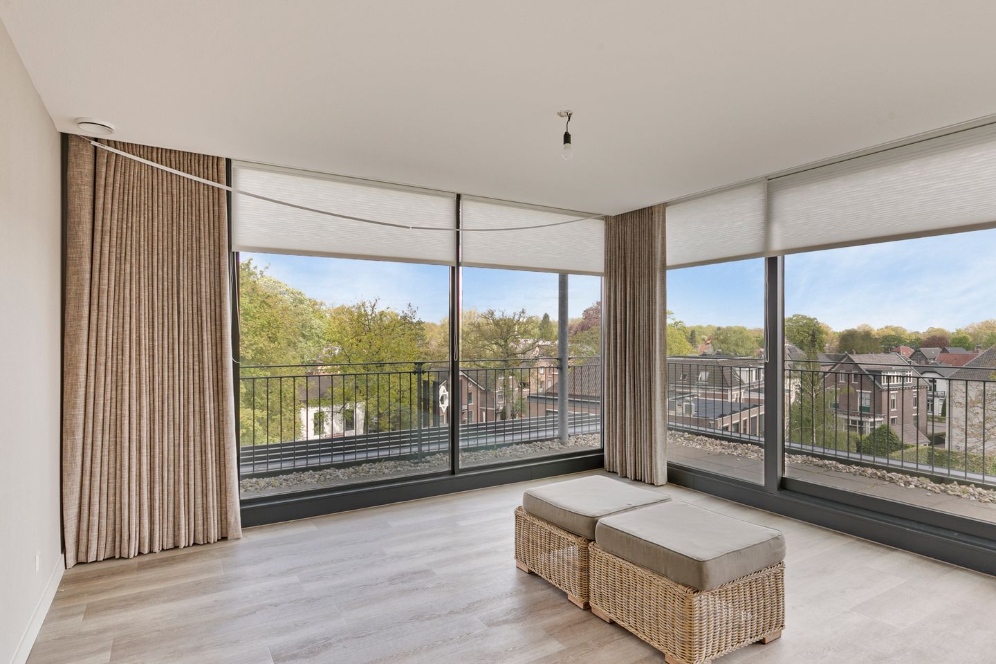 Foto 20 van Kerklaan 6-N