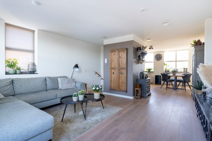 Foto 7 van Edelsteen 86