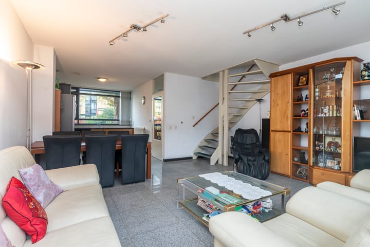 Foto 11 van Ipenrodeplantsoen 68