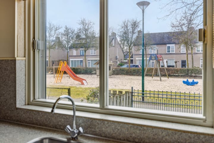 Photo 9 of Heelwijkstraat 39