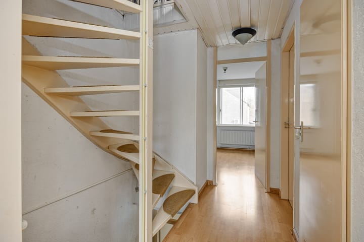 Photo 14 of Heelwijkstraat 39