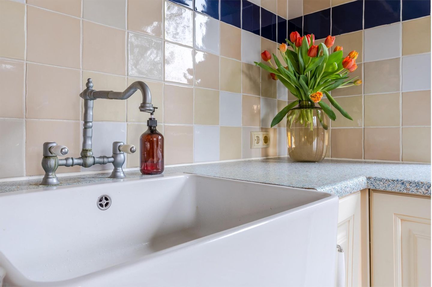 Foto 25 van Lisdodde 4