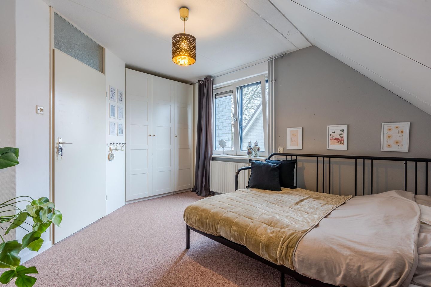 Foto 49 van Lisdodde 4