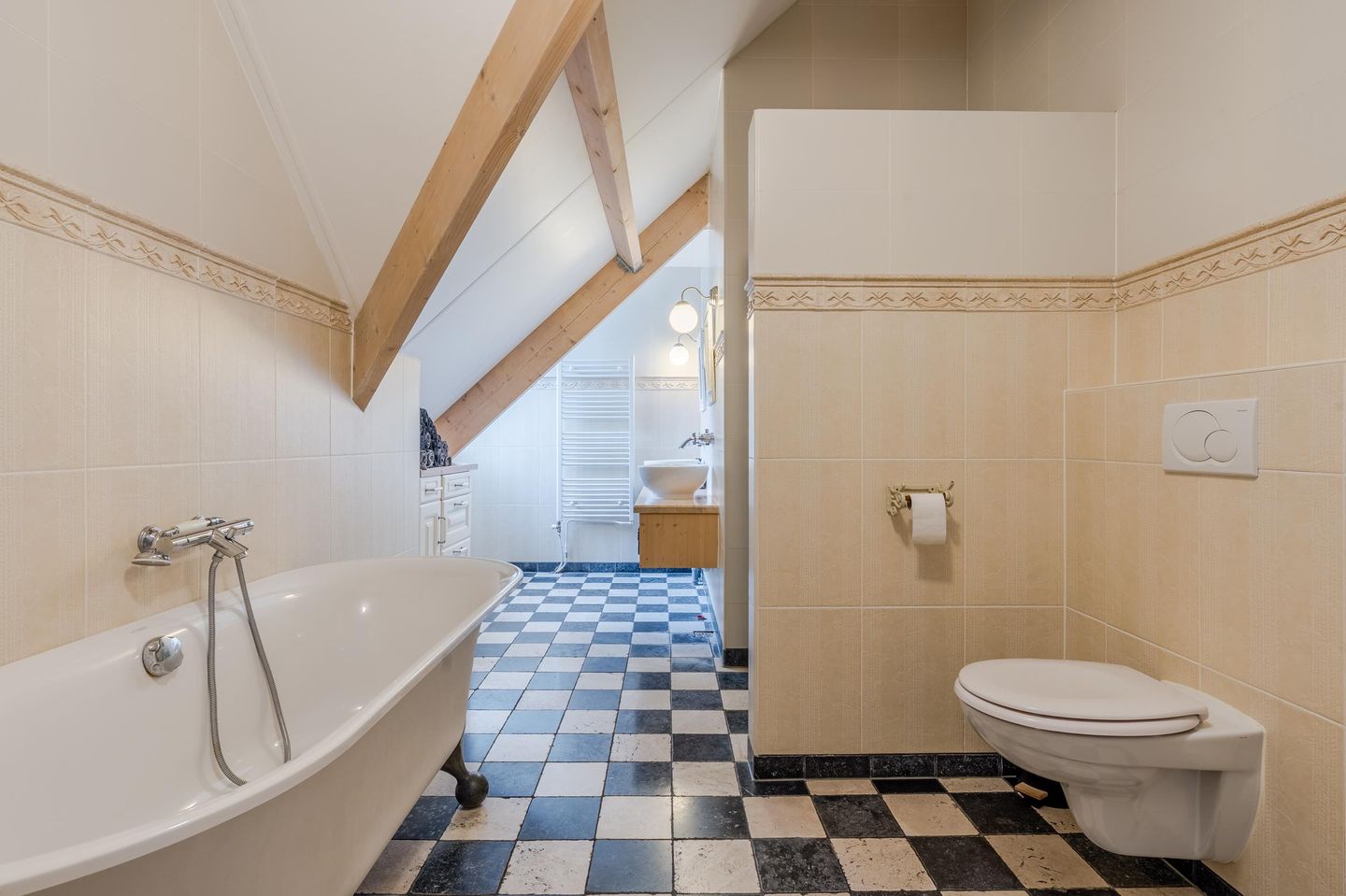 Foto 50 van Lisdodde 4