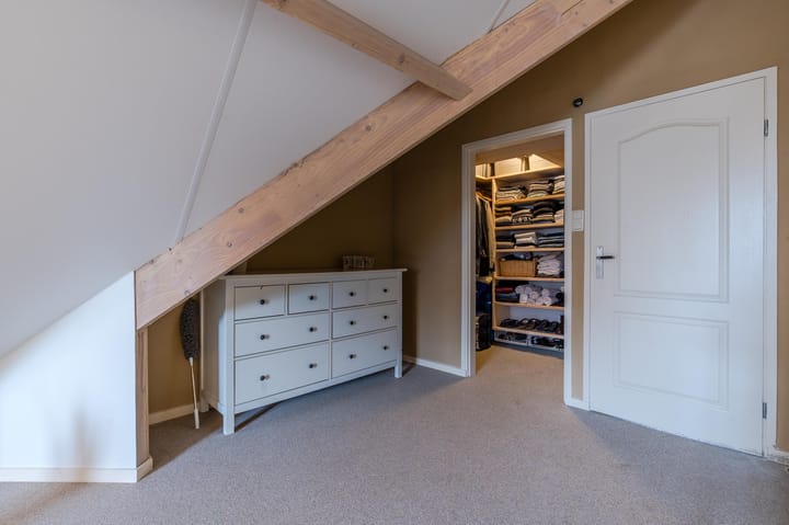 Foto 70 van Lisdodde 4