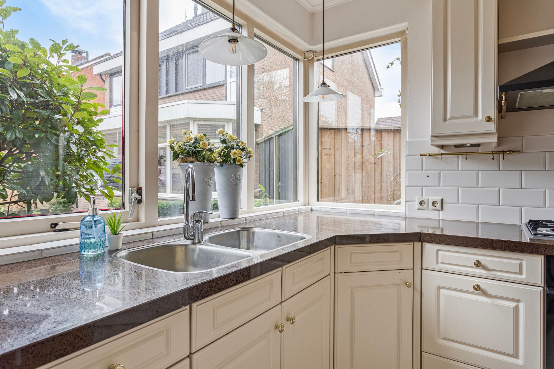 Foto 24 van Jacques Urlusstraat 56