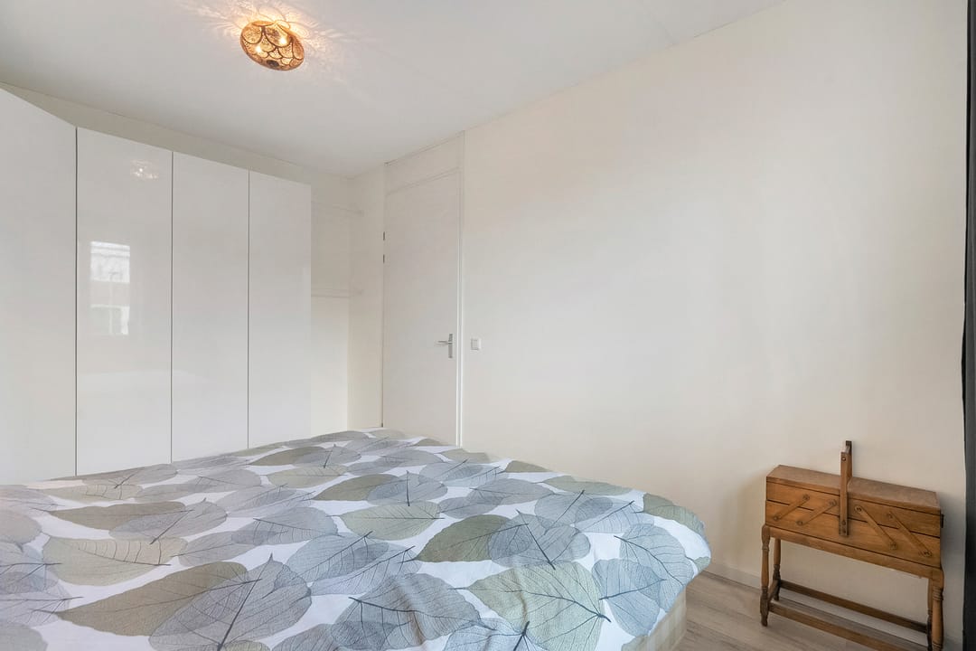 Foto 16 van Porporastraat 61