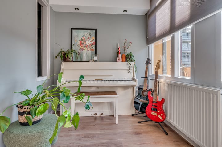 Foto 11 van Zwaluwstraat 147