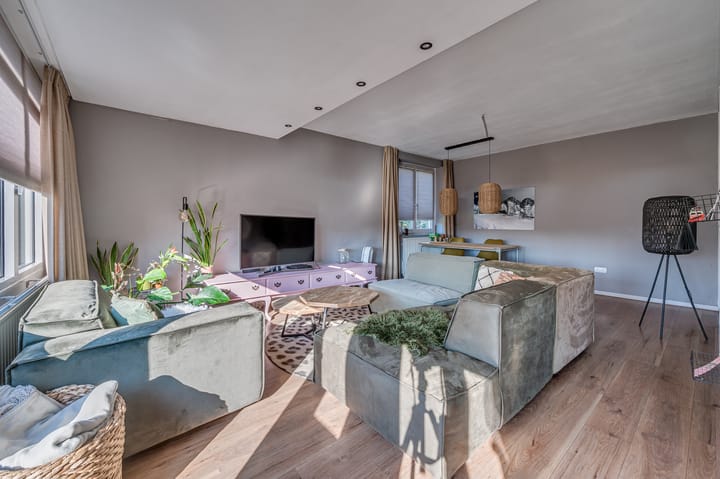 Foto 12 van Zwaluwstraat 147