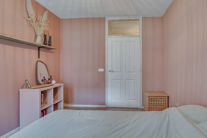 Foto 27 van Zwaluwstraat 147