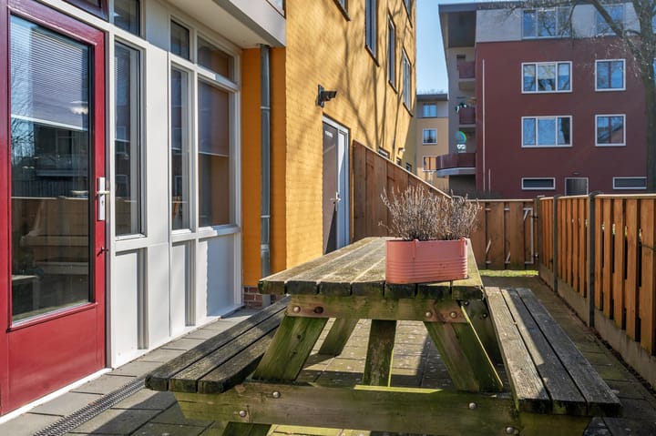 Foto 39 van Zwaluwstraat 147