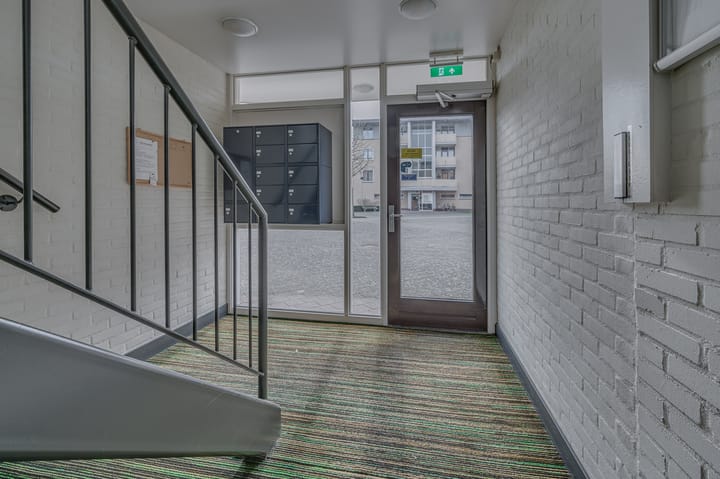 Foto 42 van Zwaluwstraat 147