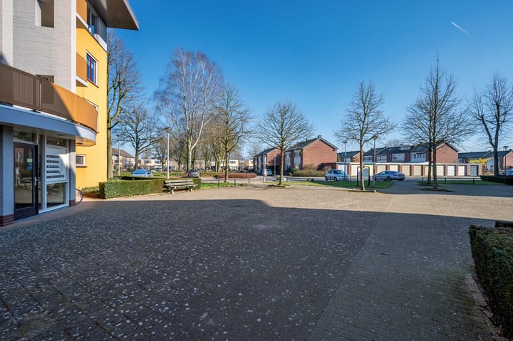 Foto 47 van Zwaluwstraat 147