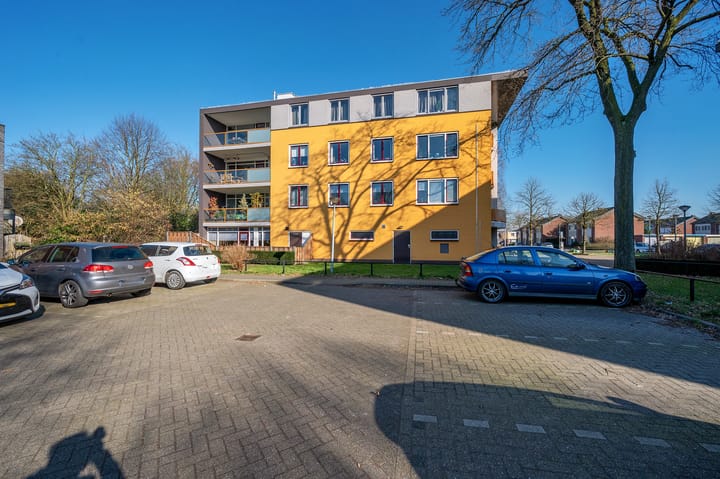 Foto 49 van Zwaluwstraat 147