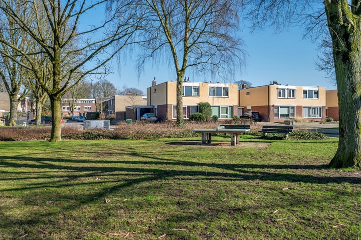 Foto 53 van Zwaluwstraat 147