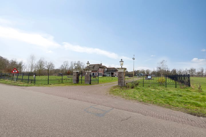 Foto 2 van Hoge Weg 9