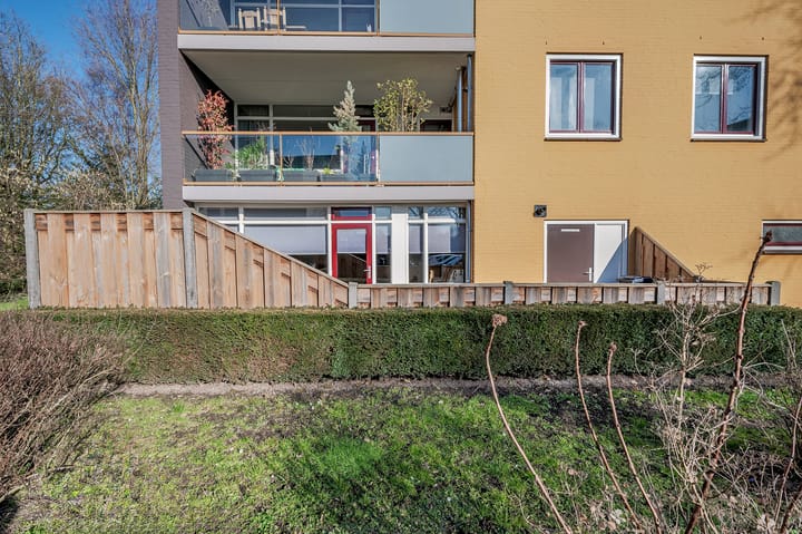 Foto 40 van Zwaluwstraat 147