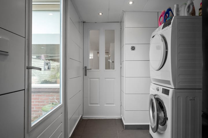 Photo 9 of Doorzwin 5310