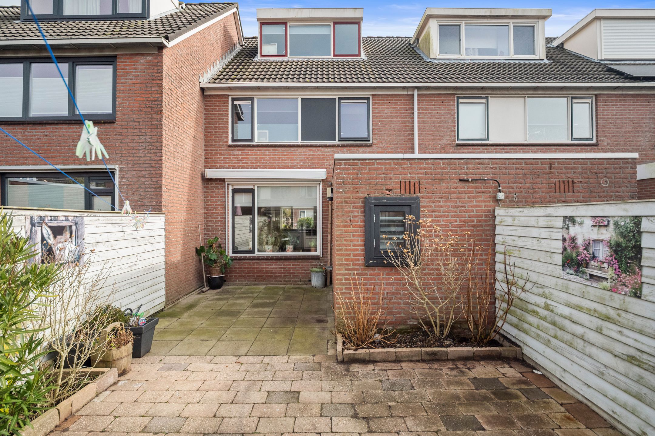 Photo 12 of Doorzwin 5310