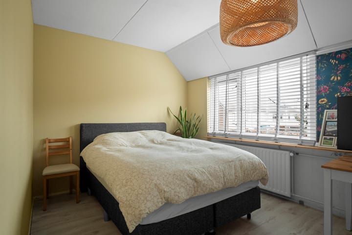 Photo 21 of Doorzwin 5310