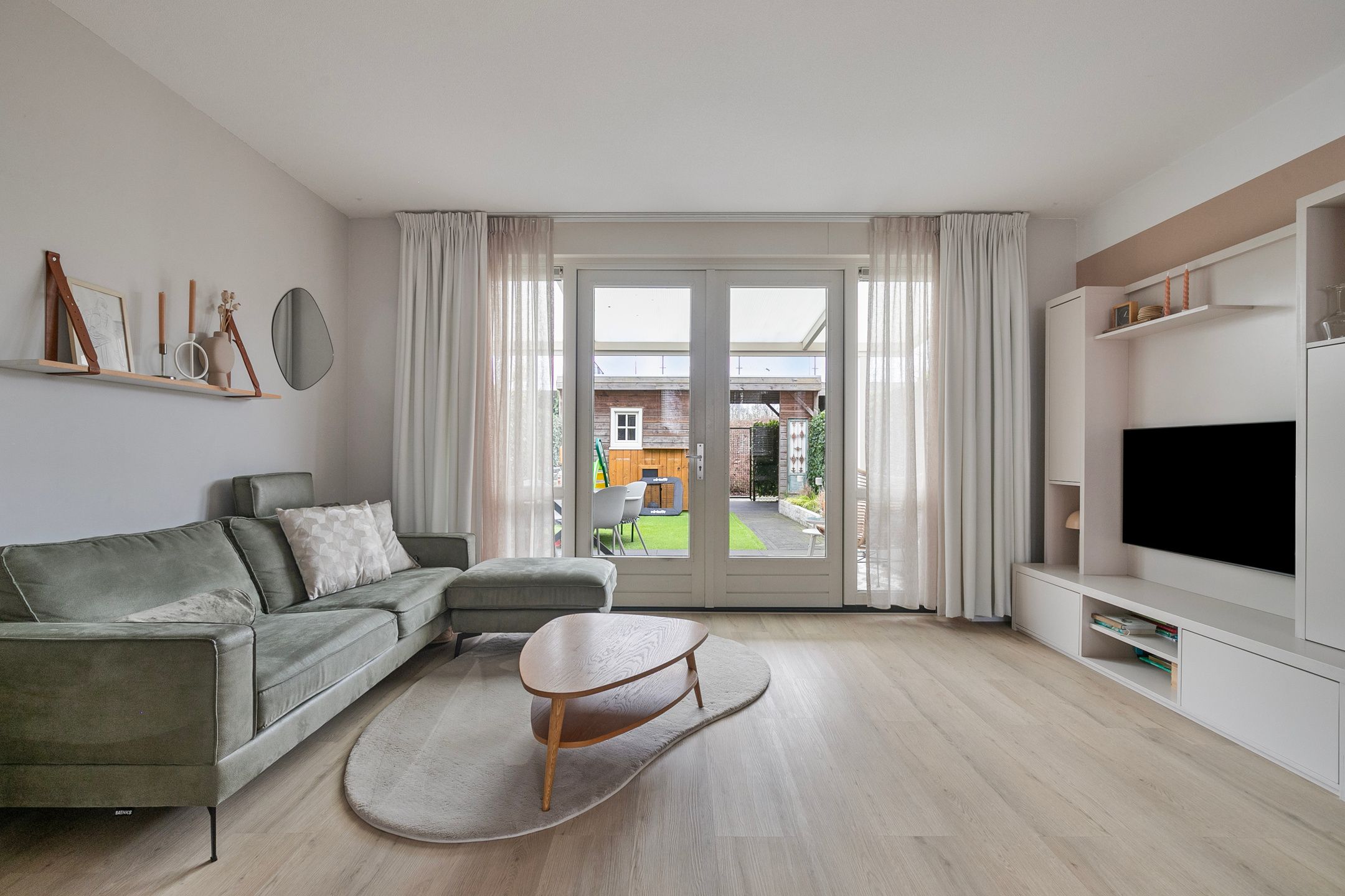 Photo 9 of De Wouw 98