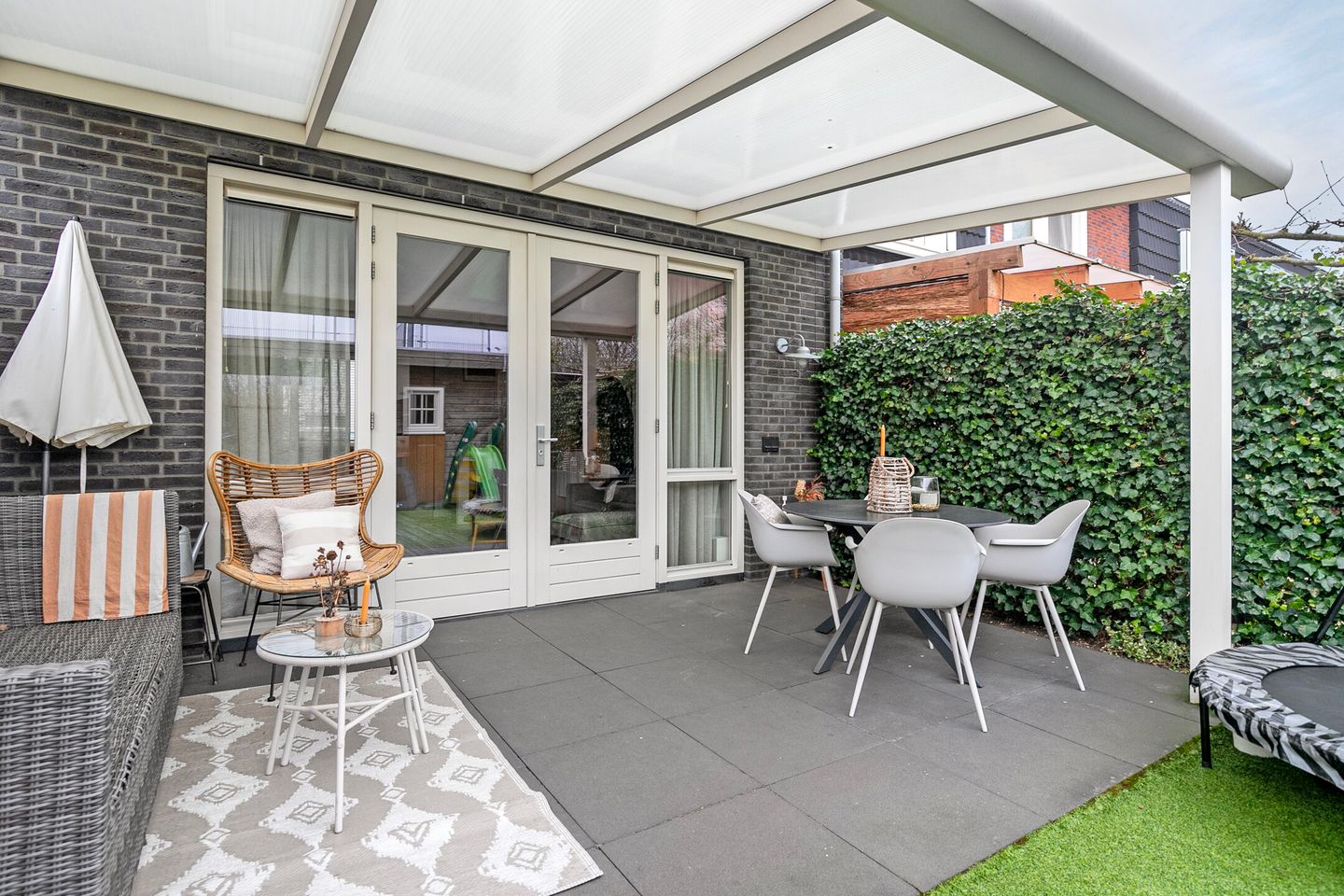 Photo 29 of De Wouw 98