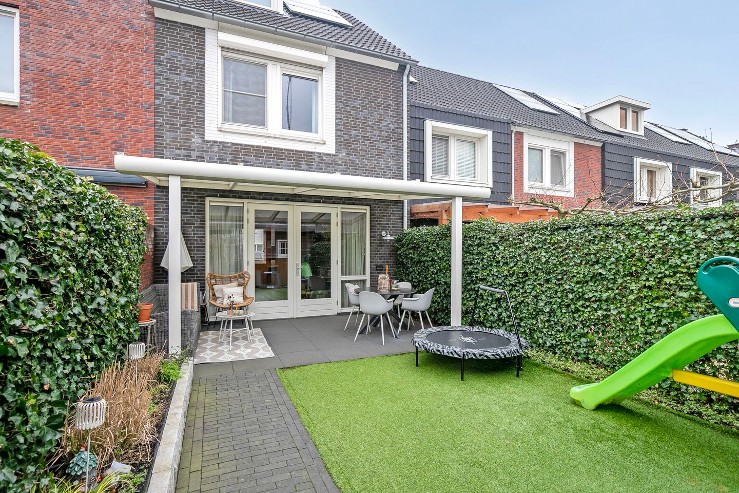 Photo 34 of De Wouw 98