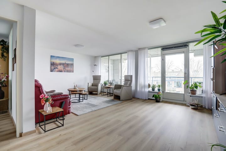 Foto 18 van Van der Merckstraat 53