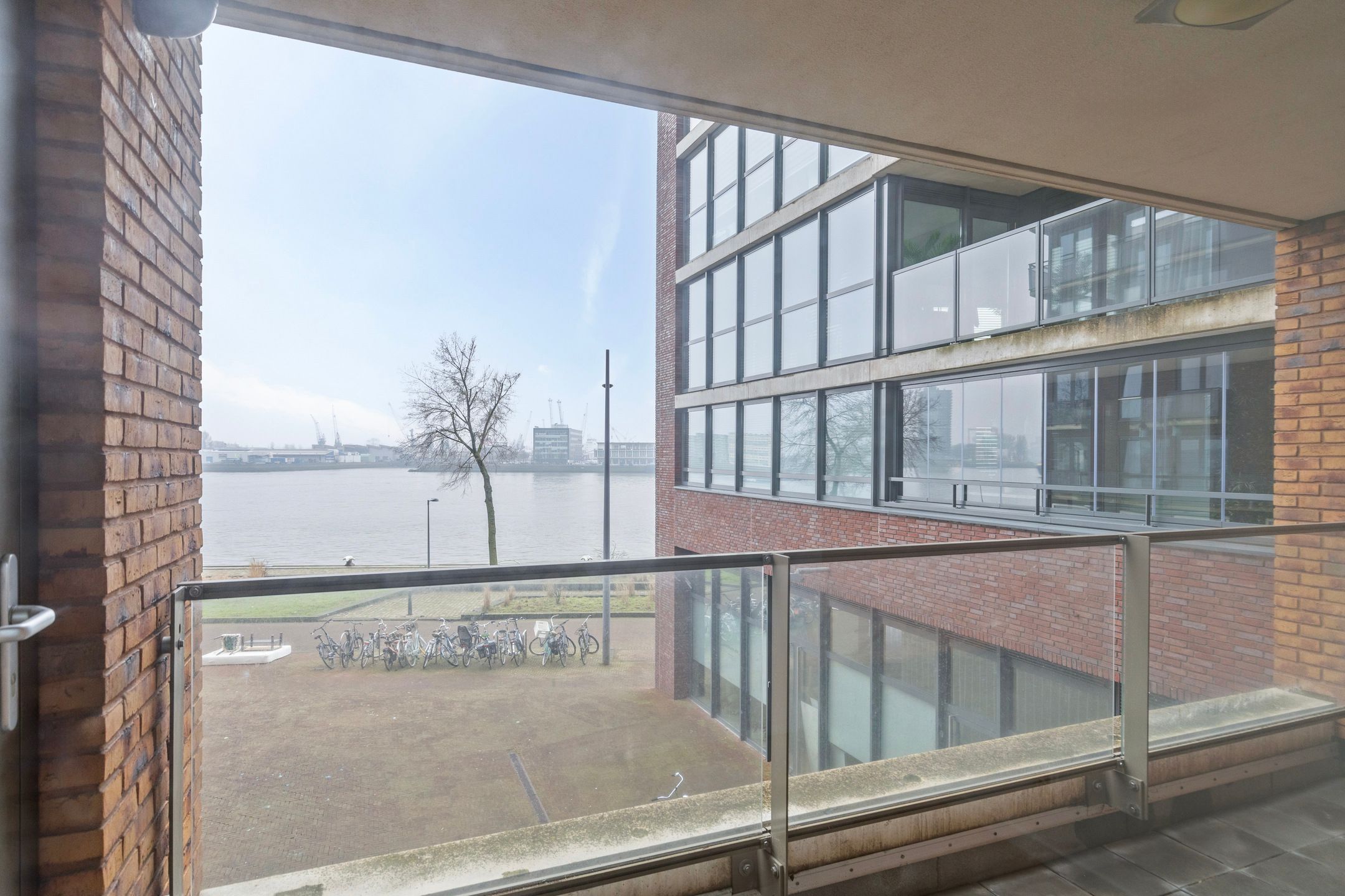 Foto 15 van Loods Holland 9