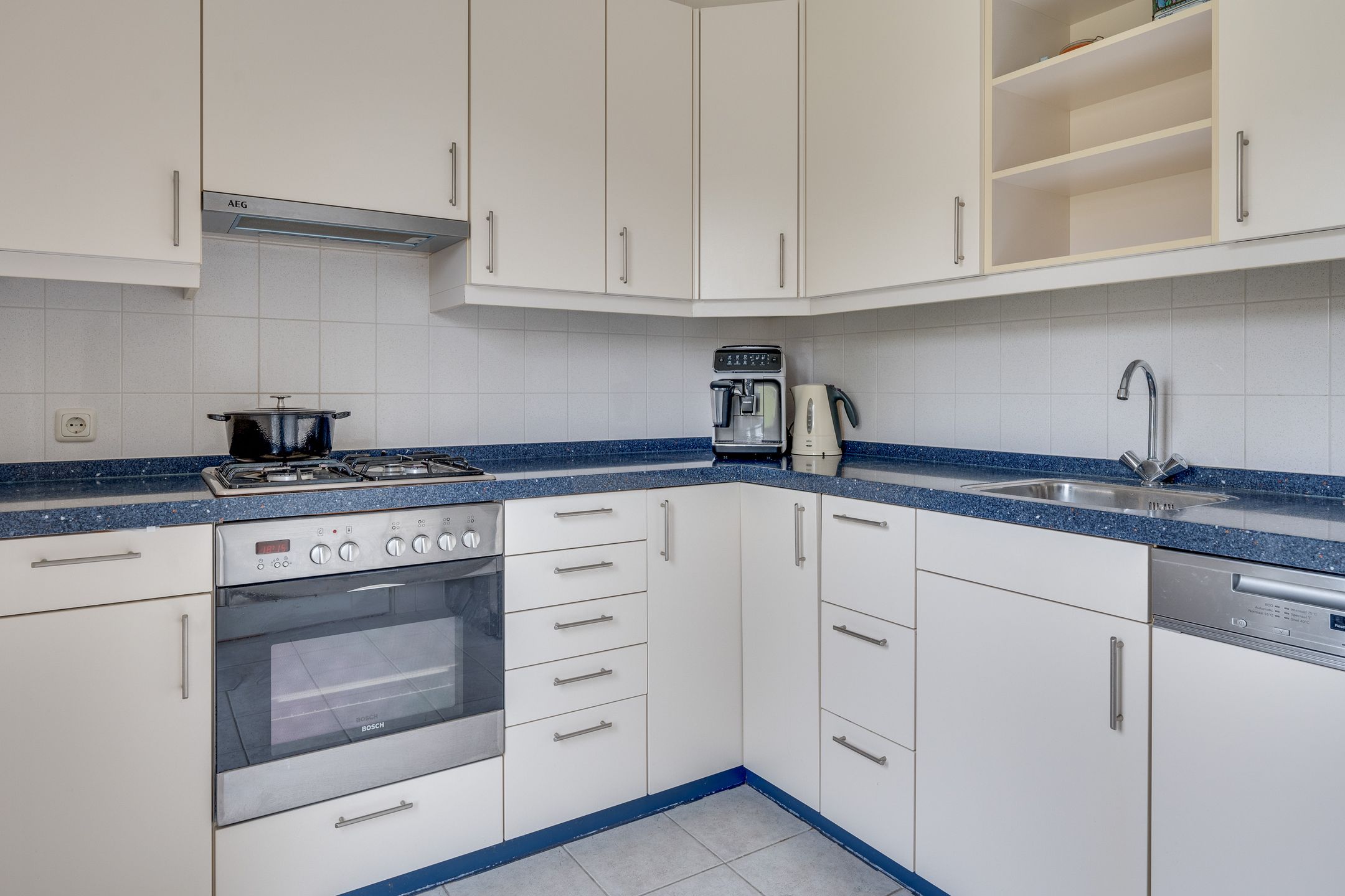 Foto 15 van Juralaan 15