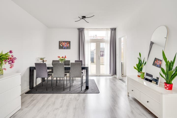 Foto 11 van Bakhuizen van den Brinklaan 28