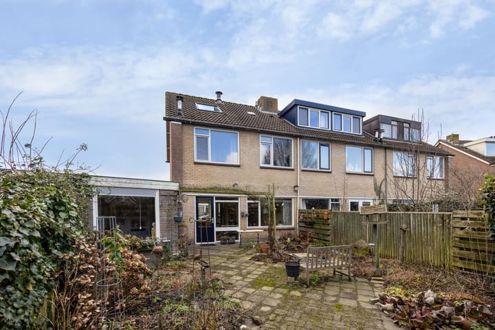 Foto 27 van Walter van Amersfoortstraat 53