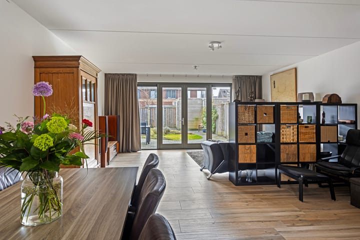 Foto 10 van Lakméstraat 6