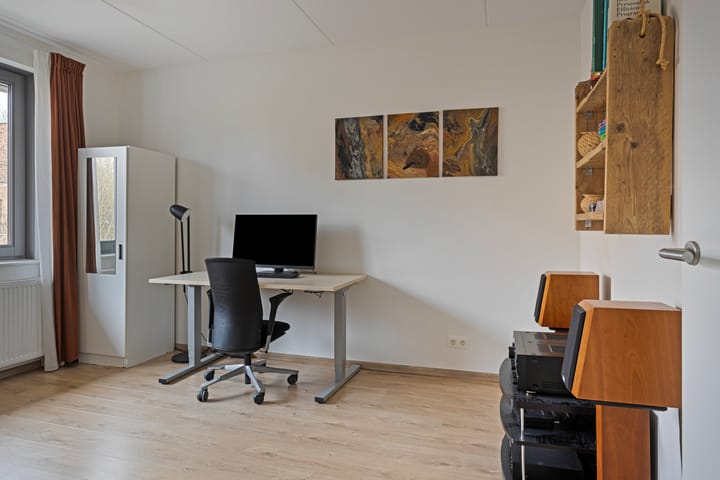 Foto 20 van Lakméstraat 6