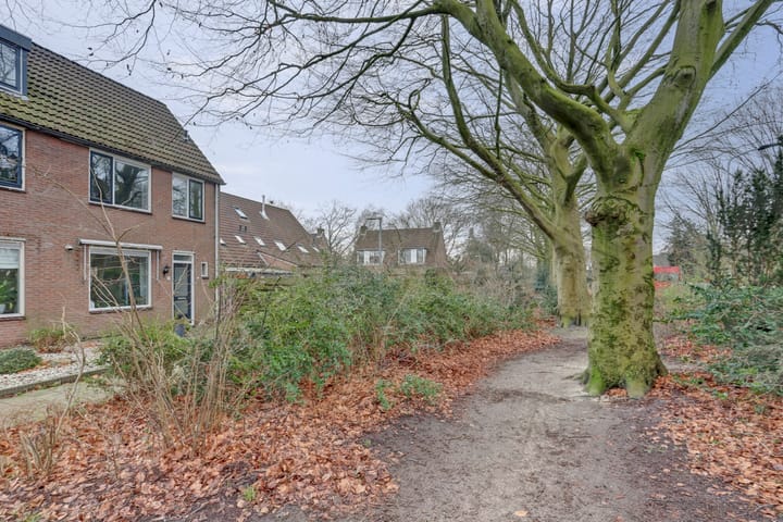 Foto 42 van Veldwijkerweg 4