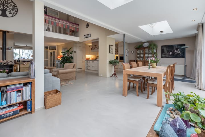 Foto 17 van Galerij 27