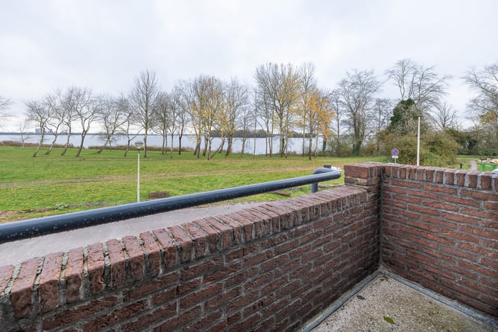 Foto 32 van Galerij 27