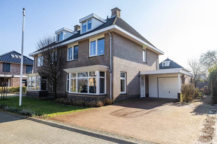 Foto 4 van Eekwerd 9