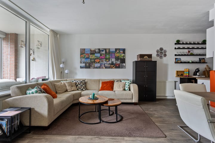 Foto 21 van Lievekamplaan 62