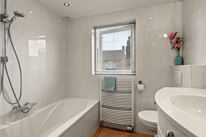 Foto 17 van Margrietlaan 44