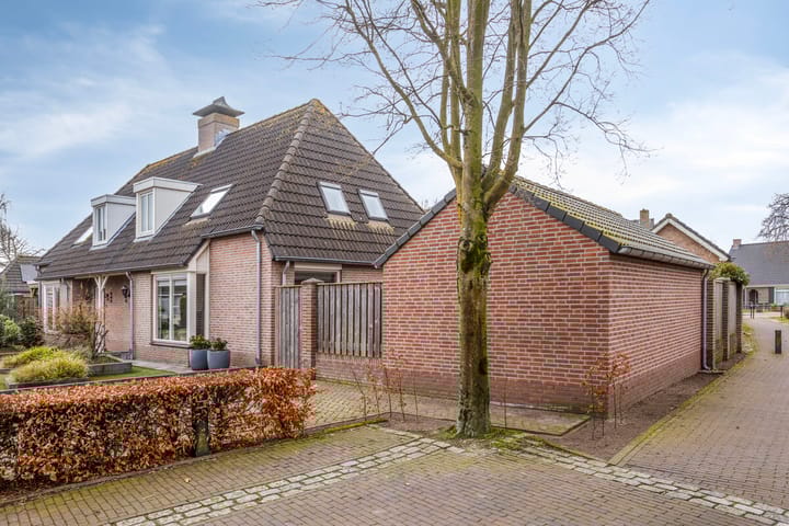 Foto 8 van Elzendreef 66