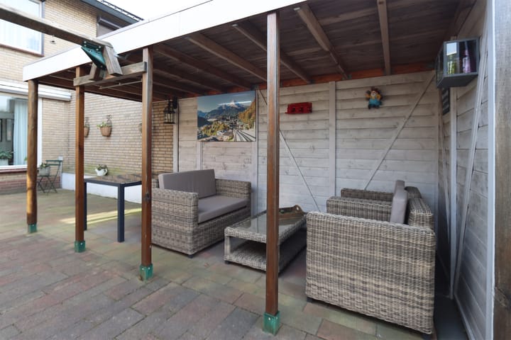 Foto 11 van Lindenlaan 17