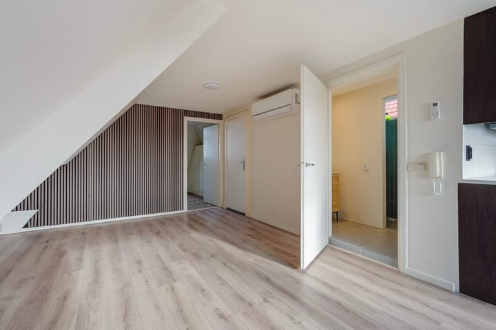 Foto 16 van Columbusstraat 96-B