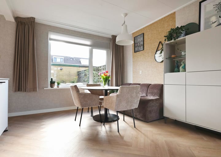 Foto 10 van Anna van Saksenstraat 128