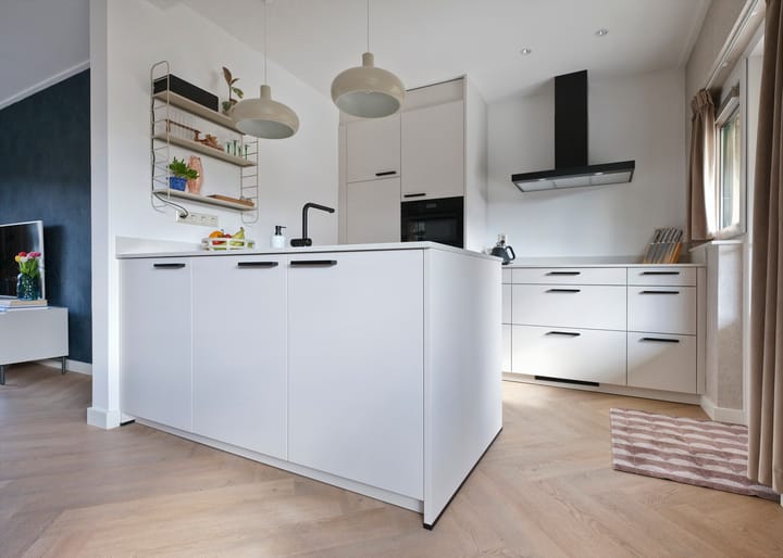 Foto 12 van Anna van Saksenstraat 128