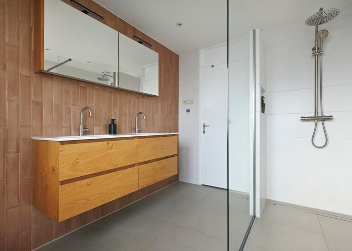 Foto 25 van Anna van Saksenstraat 128